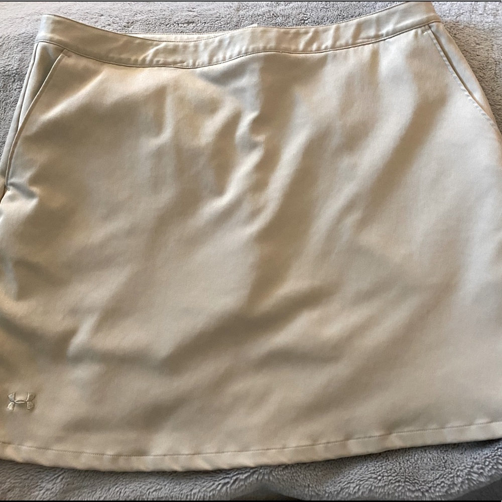 Under Armour Golf Skirt Sz 10
